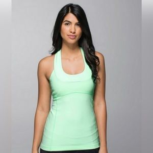 Lululemon Scoop Neck Tank - Lime Green (Shelf Bra) Excellent Condition - Size 4